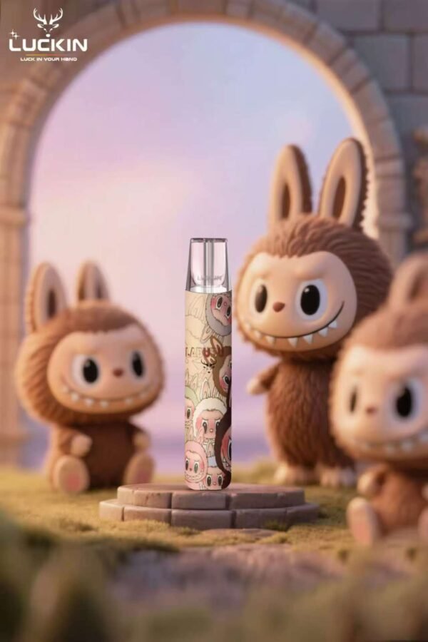 20250909161256_36fea2eb-5435-4c2e-8b0e-1c6b6cfa667f 【LUCKIN幸運主機聯名款】泡泡馬特拉布布Labubu潮玩聯名款 兩段式調節/通用sp2,lana等一代煙彈